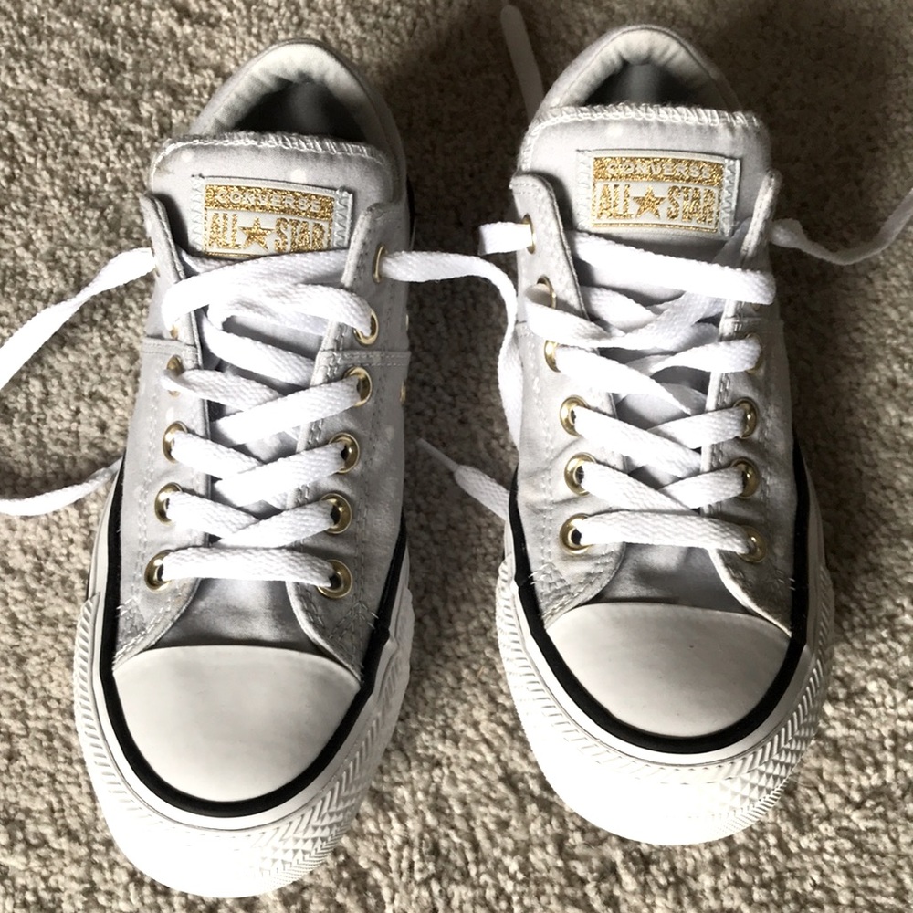 Ladies Poka dot Converse sneakers size 7